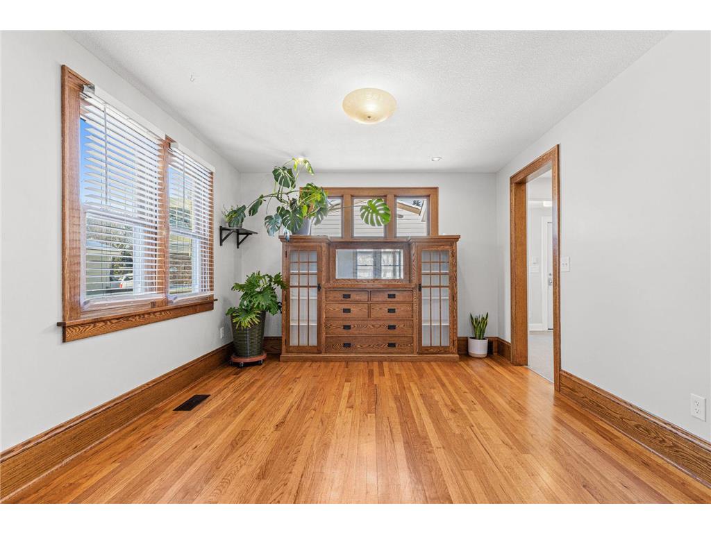 4152 Minnehaha Avenue Minneapolis MN 55406 7002327 image1