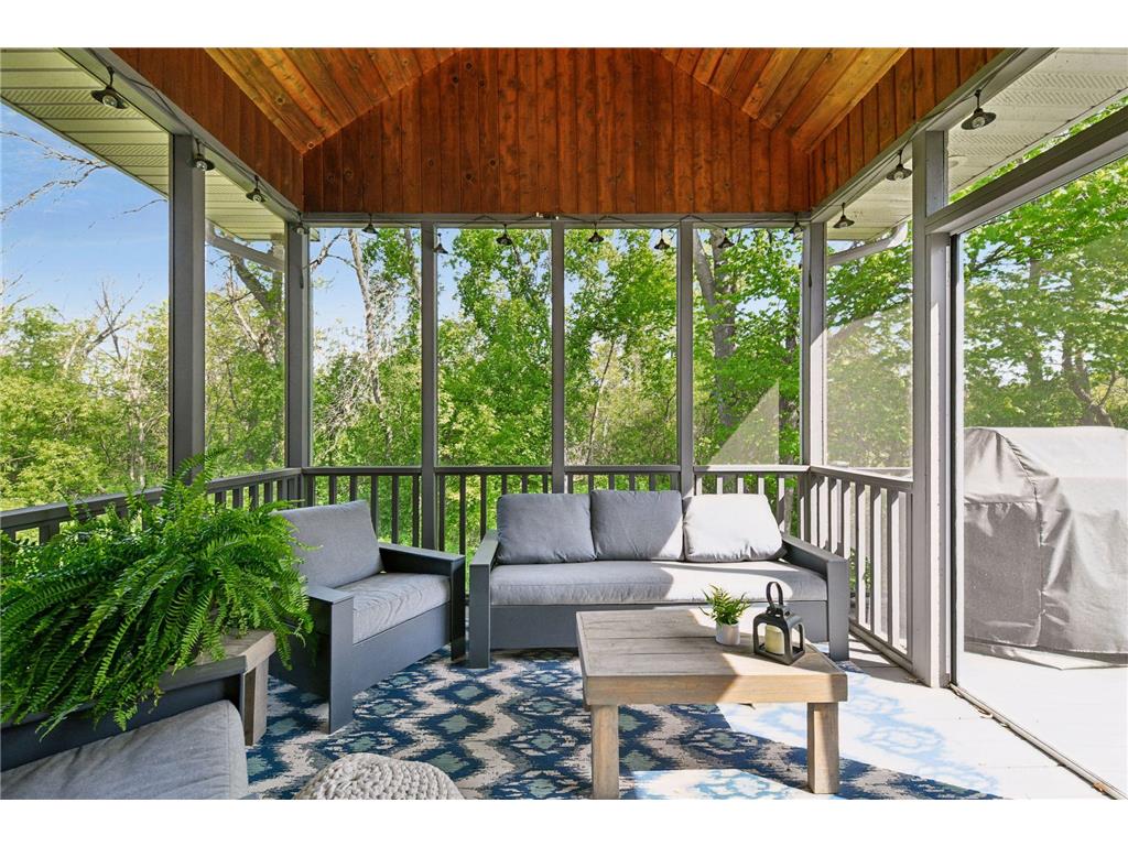 4153 Hallgren Lane Chanhassen MN 55331 7030443 image3