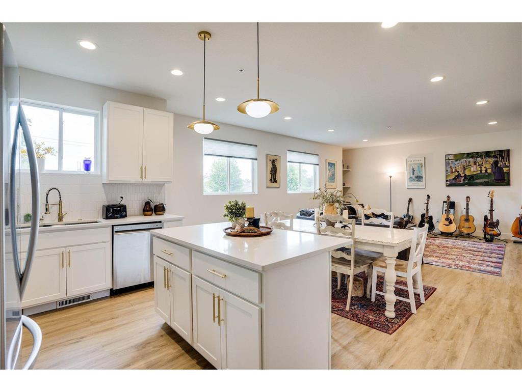 4153 Old Sibley Memorial Highway Eagan MN 55122 7047697 image4