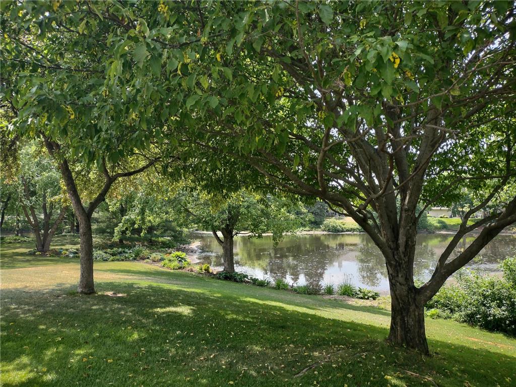 4155 Beaver Dam Road Eagan MN 55122 6395917 image1