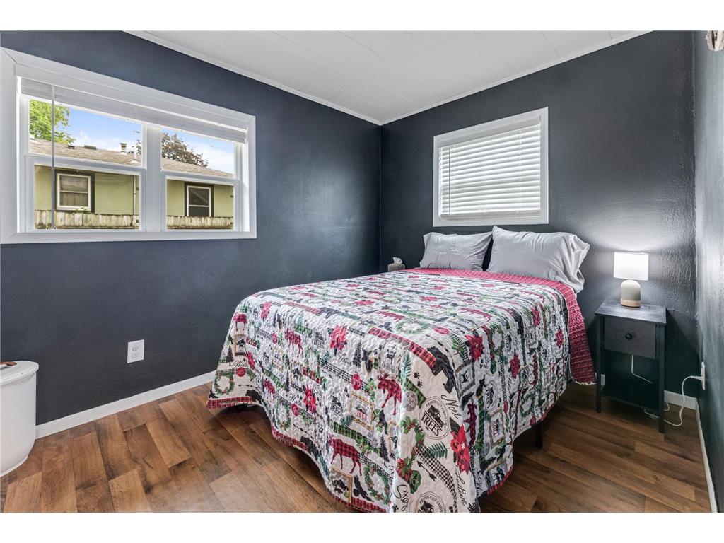 4155 W 8th Street Goodview MN 55987 7075973 image11
