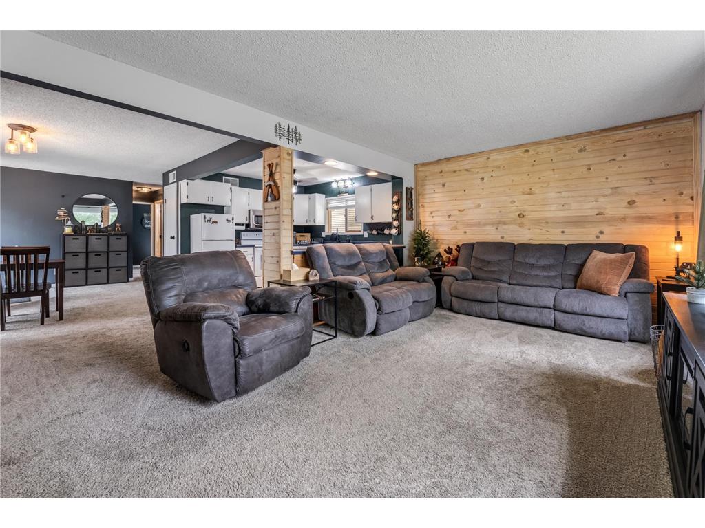 4155 W 8th Street Goodview MN 55987 7075973 image5
