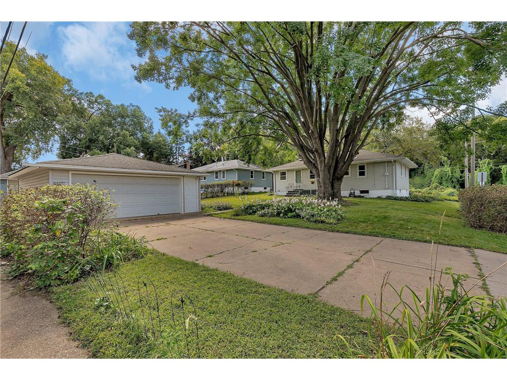 4157 Main Street NE Columbia Heights MN 55421 6582939 image1