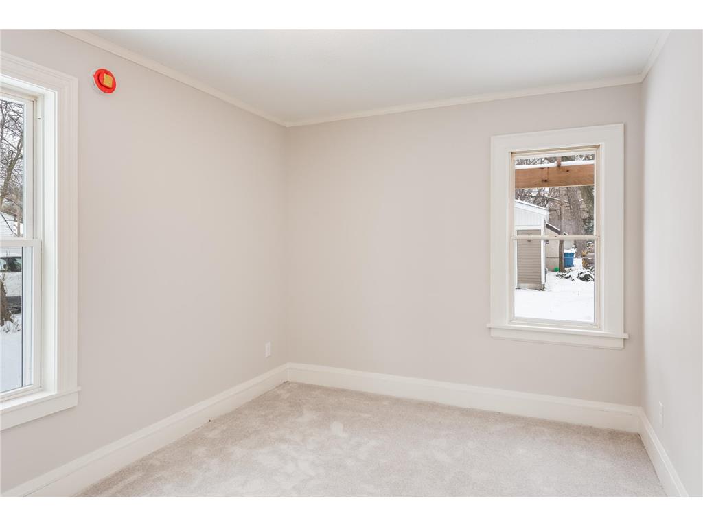 4158 Zane Avenue N Robbinsdale MN 55422 7025352 image11