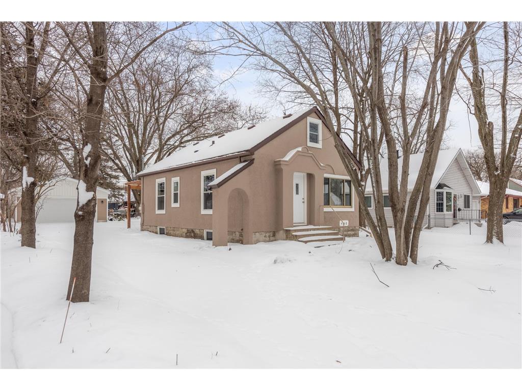 4158 Zane Avenue N Robbinsdale MN 55422 7025352 image2