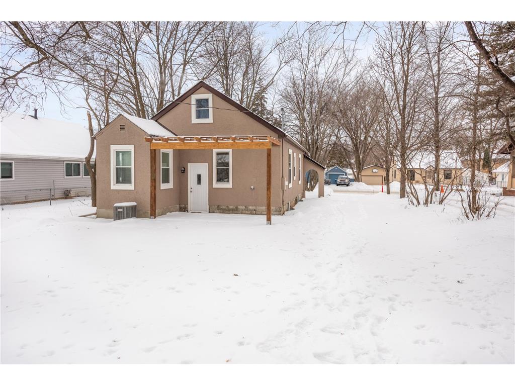 4158 Zane Avenue N Robbinsdale MN 55422 7025352 image3