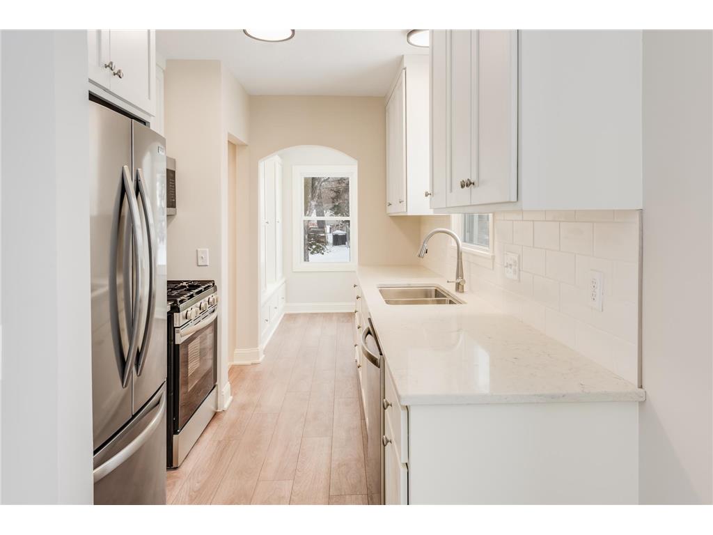 4158 Zane Avenue N Robbinsdale MN 55422 7025352 image5