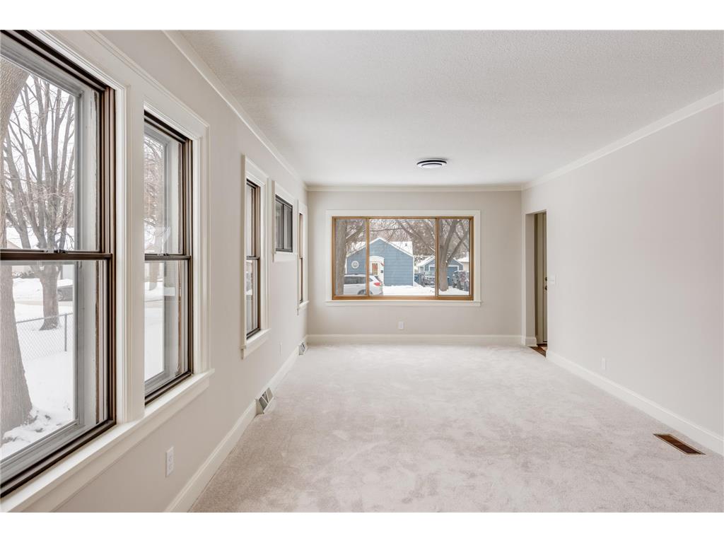 4158 Zane Avenue N Robbinsdale MN 55422 7025352 image9