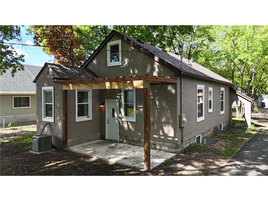 4158 Zane Avenue N Robbinsdale MN 55422 7072976 image1