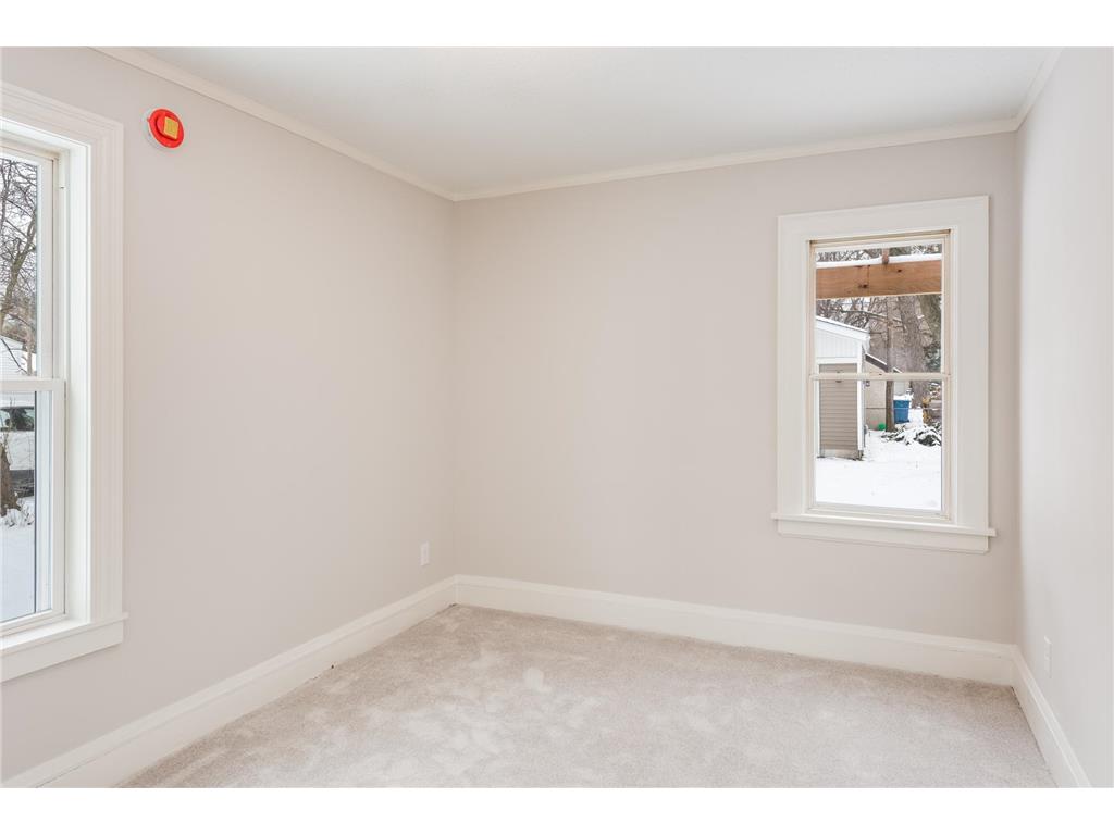 4158 Zane Avenue N Robbinsdale MN 55422 7072976 image12