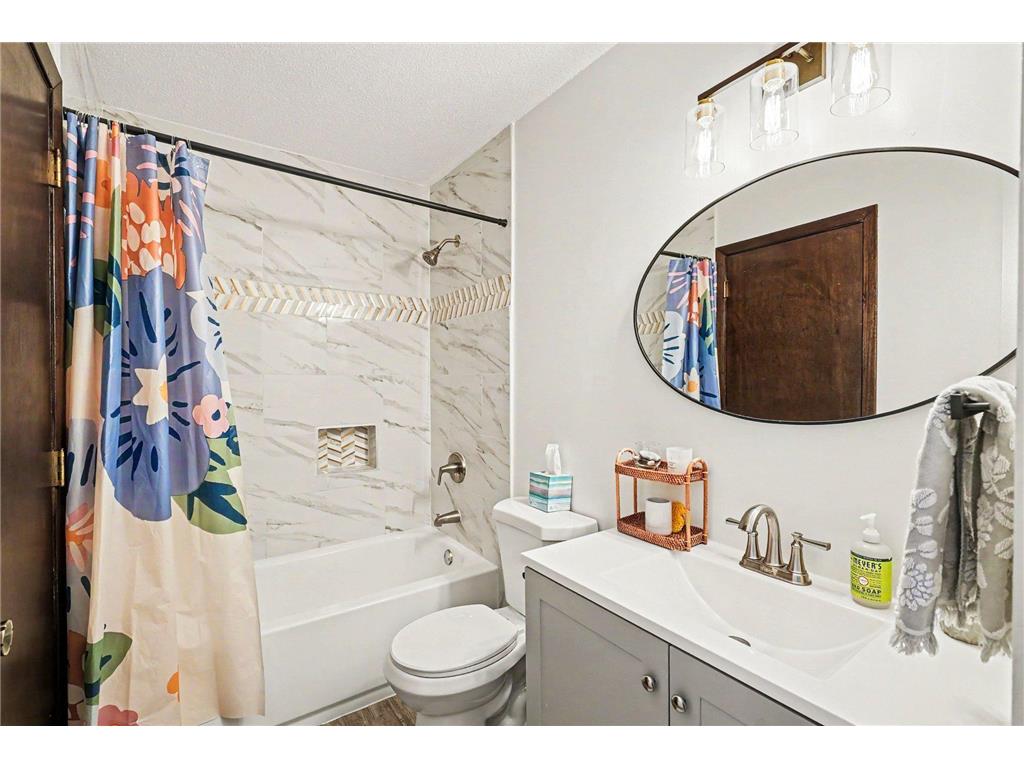 4159 Sylvia Court Shoreview MN 55126 7092288 image16