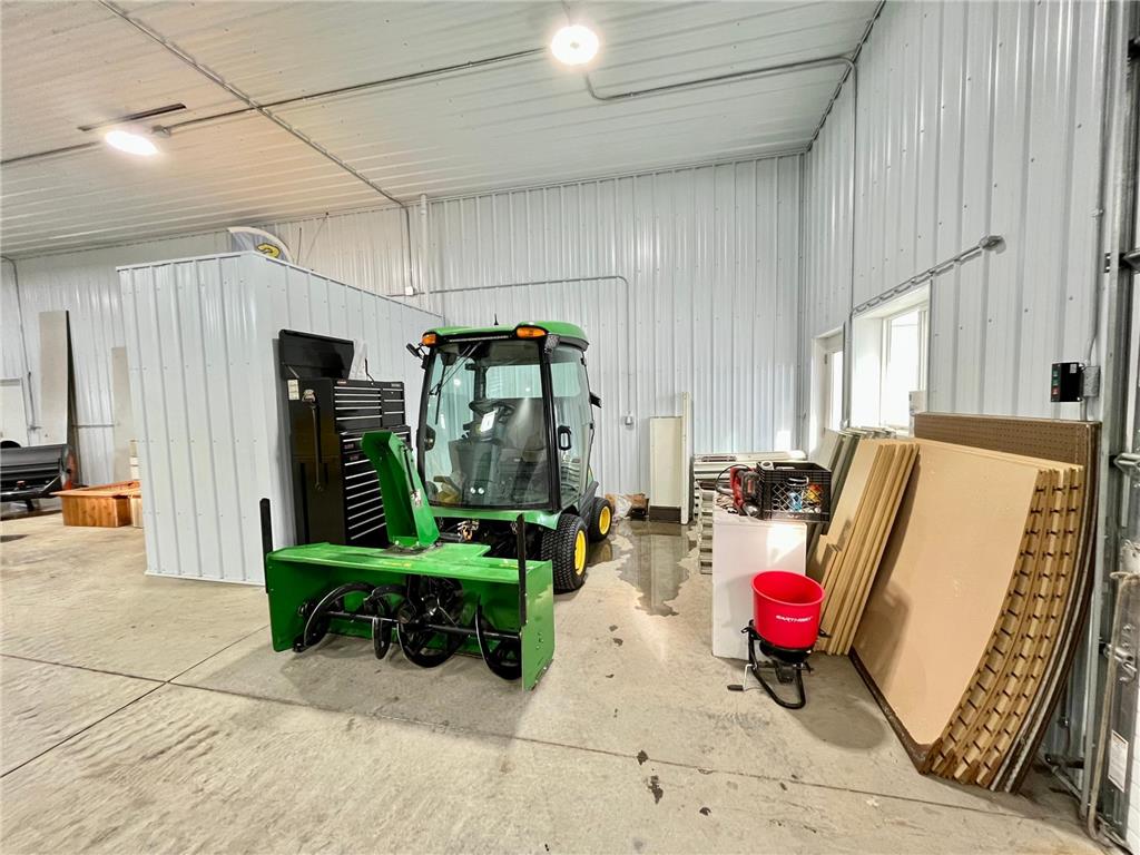 416 1/2 S Lake Avenue Battle Lake MN 56515 7011381 image10