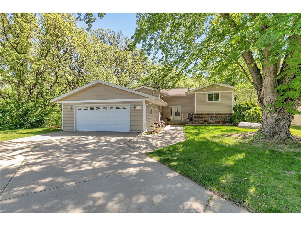 416 19th Street NW Willmar MN 56201 - Foot 6715816 image1