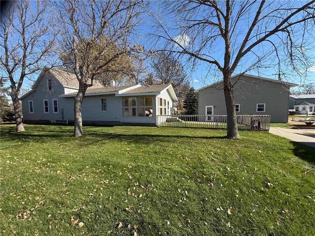 416 3rd Street Bruce SD 57220 6811299 image1