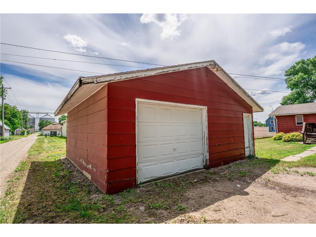 416 8th Avenue Madison MN 56256 7095526 image28
