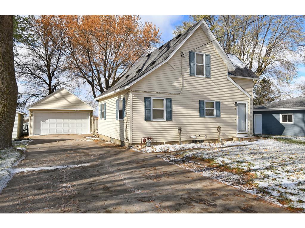 416 Ash Avenue S New Richland MN 56072 6452716 image1