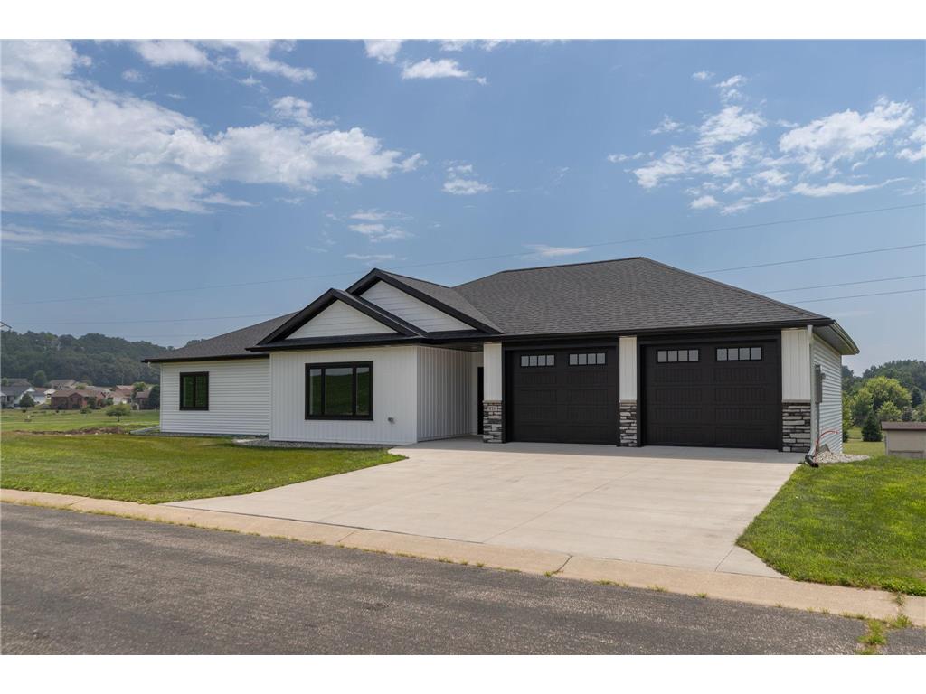 416 Brubaker Drive Saint Charles MN 55972 7069061 image1