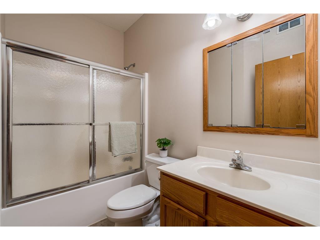 416 Buckshot Court Kenyon MN 55946 6737608 image24