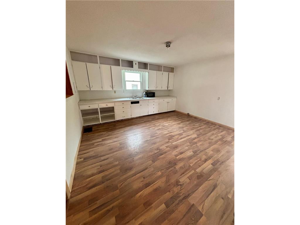 416 Elm Avenue Westbrook MN 56183 7096329 image2