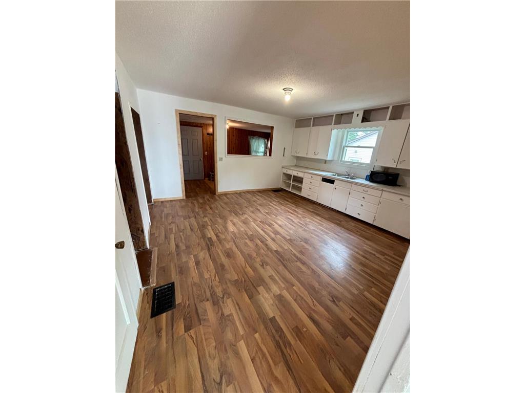416 Elm Avenue Westbrook MN 56183 7096329 image3