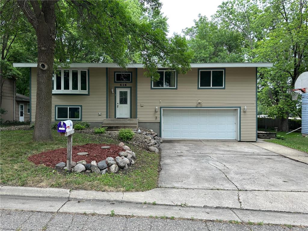416 Hillcrest Drive SW Willmar MN 56201 6396285 image1