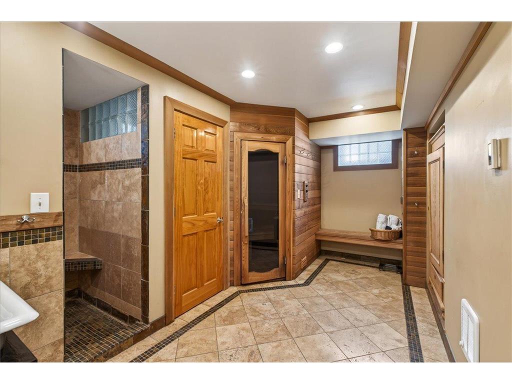 416 Laurel Avenue Saint Paul MN 55102 7072128 image68