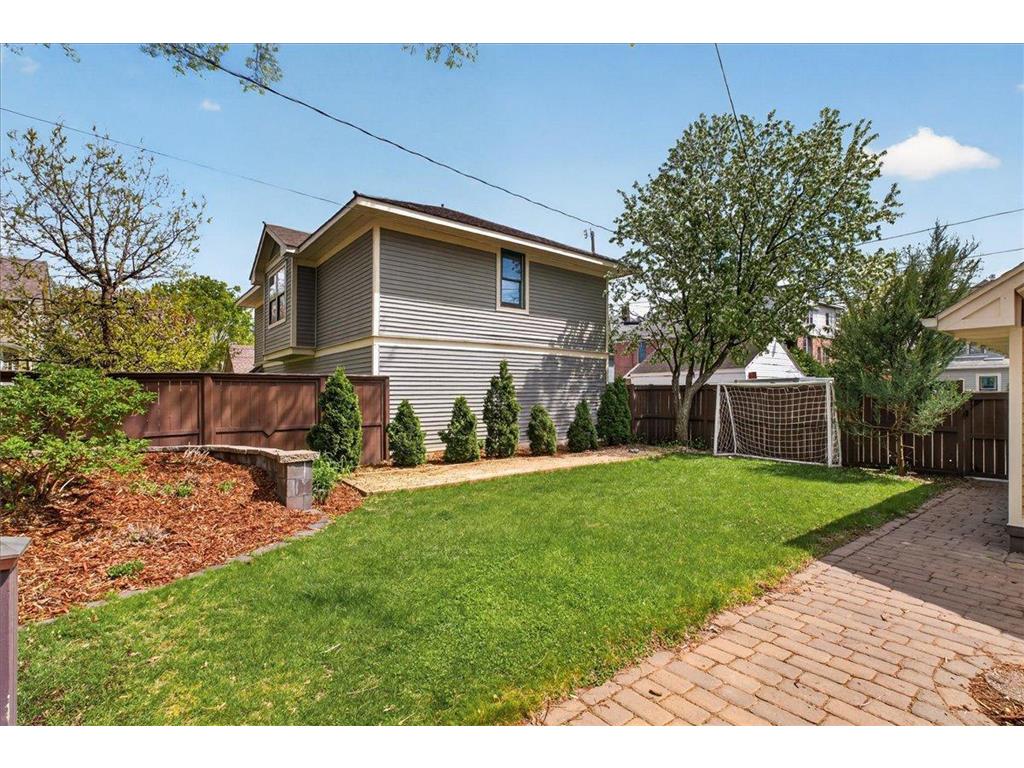 416 Laurel Avenue Saint Paul MN 55102 7072128 image82