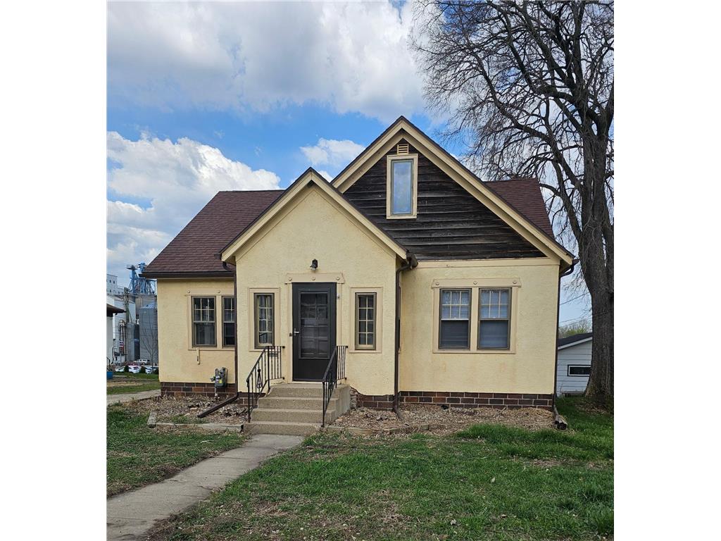 416 N 2nd Street Le Sueur MN 56058 7059299 image1