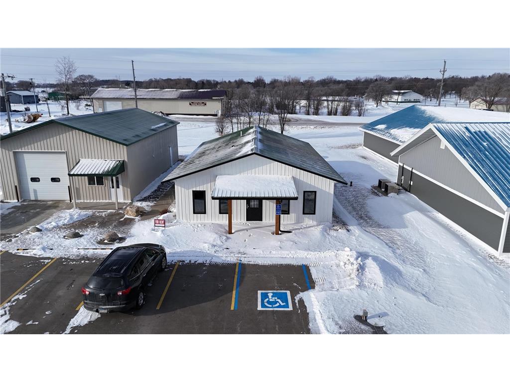 416 S Lake Avenue Battle Lake MN 56515 7011352 image1