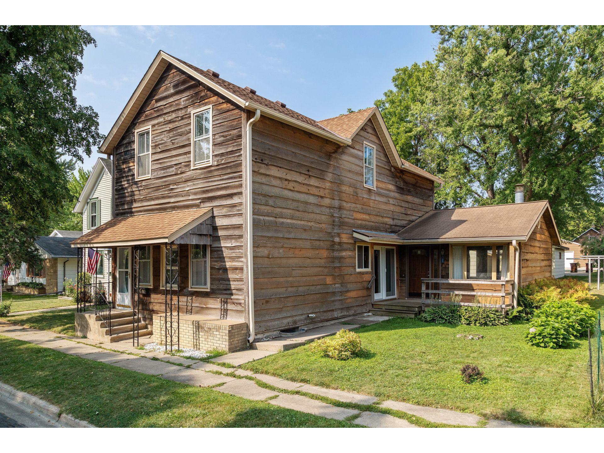 416 S Pine Street, Waconia, MN 55387 MLS 6081721 Edina Realty