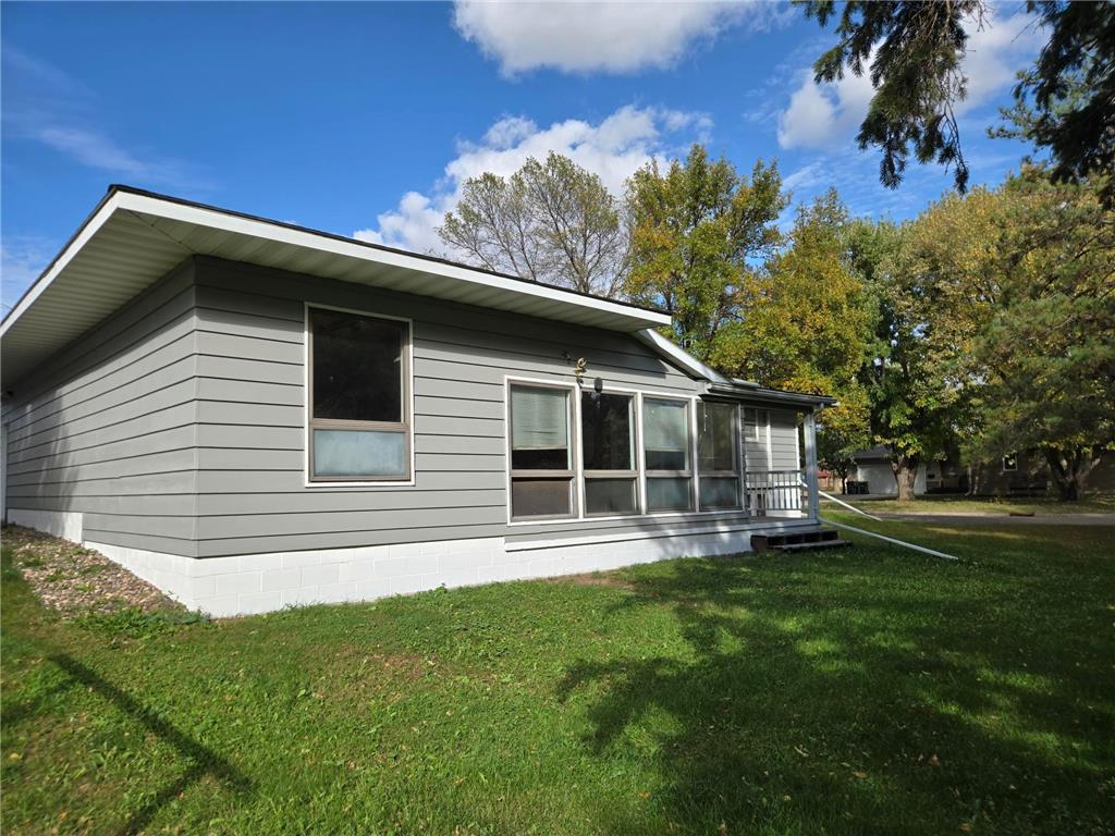 416 South Street Paynesville MN 56362 6800926 image7