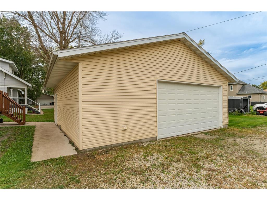 416 State Street West Concord MN 55985 6797493 image31