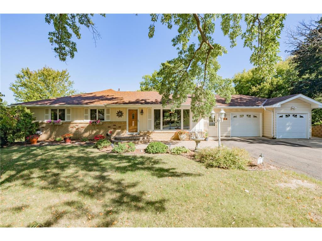 416 Unique Drive Burnsville MN 55337 6429907 image1