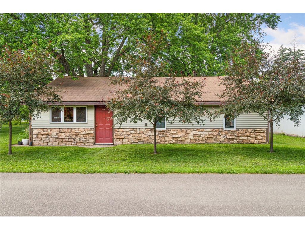 416 Wallace Street N Delano MN 55328 6747410 image1