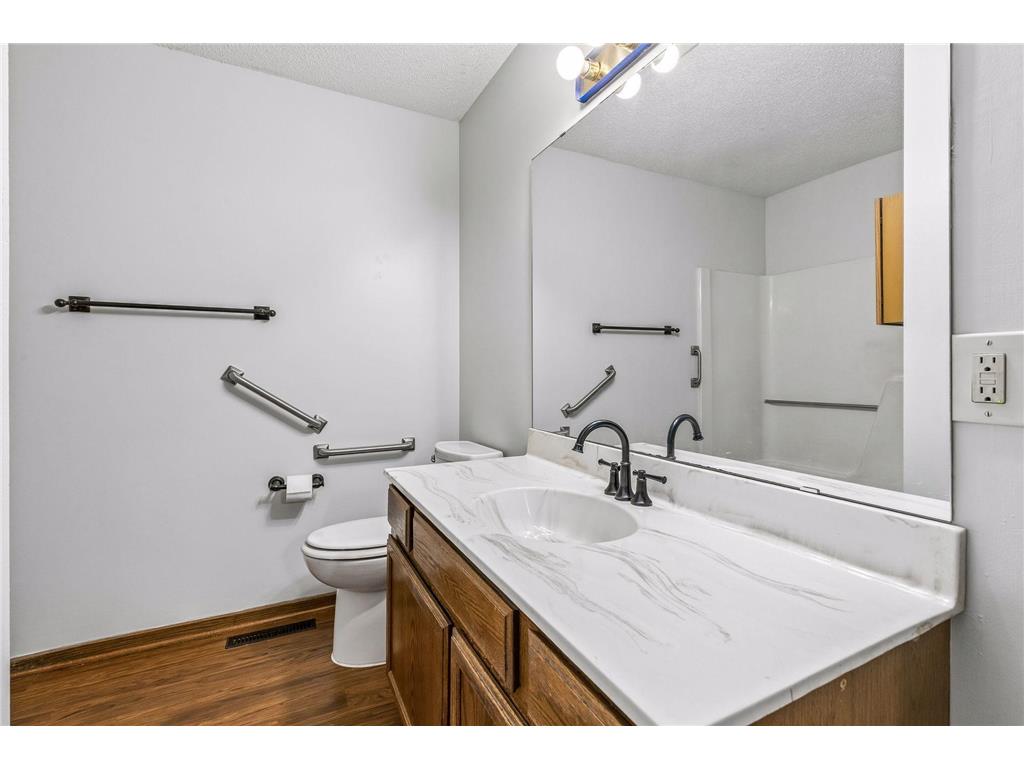 4165 Hilltop Point #102 Eagan MN 55123 7063717 image18