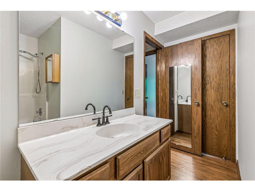 4165 Hilltop Point #102 Eagan MN 55123 7063717 image19