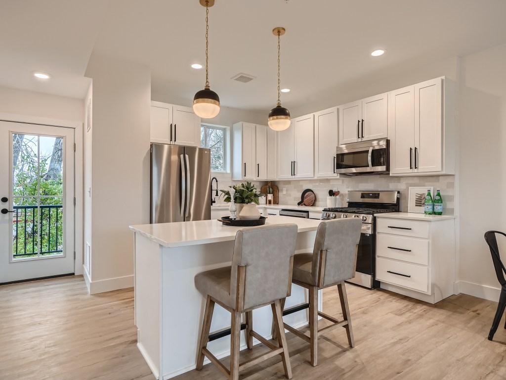 4165 Old Sibley Memorial Highway Eagan MN 55122 6312624 image1