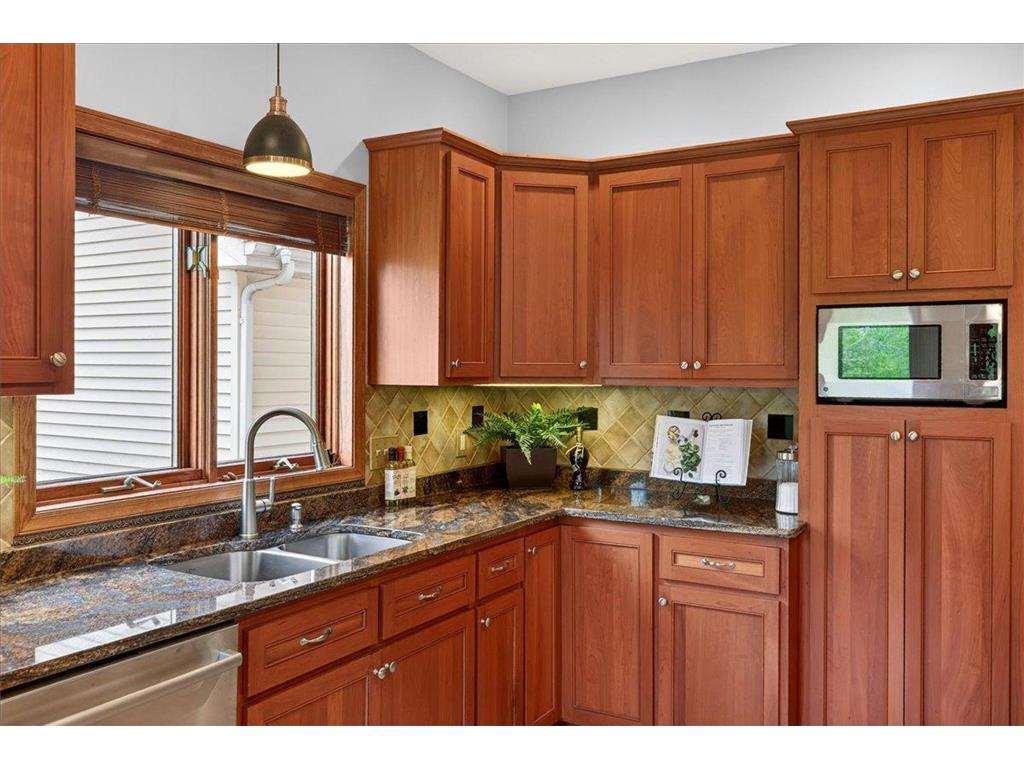 4167 Hallgren Lane Chanhassen MN 55331 7036765 image14