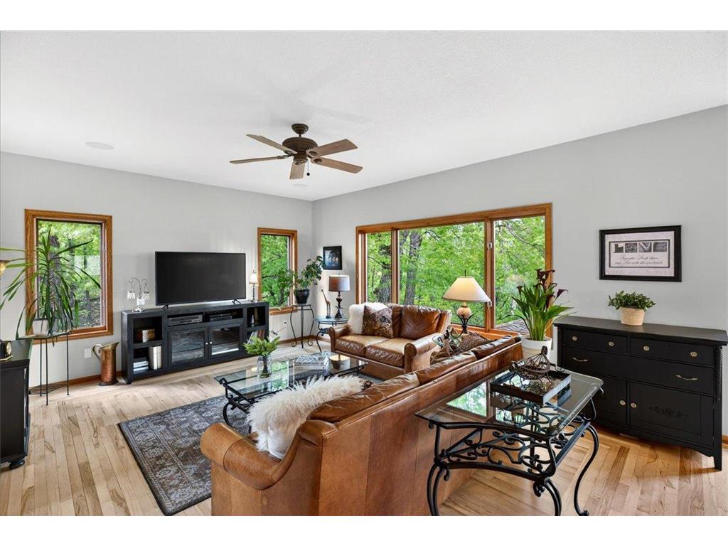 4167 Hallgren Lane Chanhassen MN 55331 7036765 image5