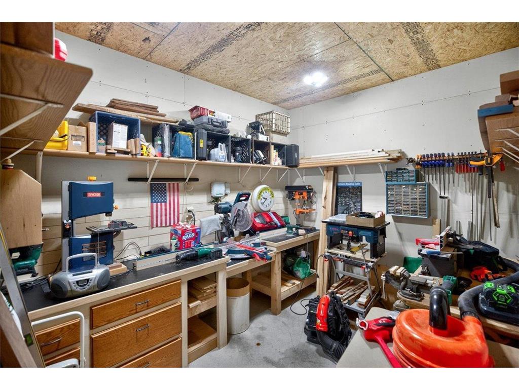 4167 Hallgren Lane Chanhassen MN 55331 7036765 image51