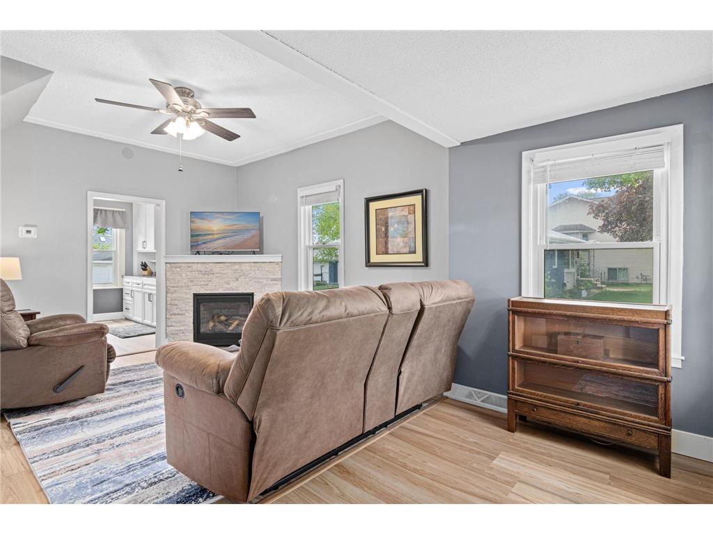 417 10th Avenue S South Saint Paul MN 55075 7058222 image3