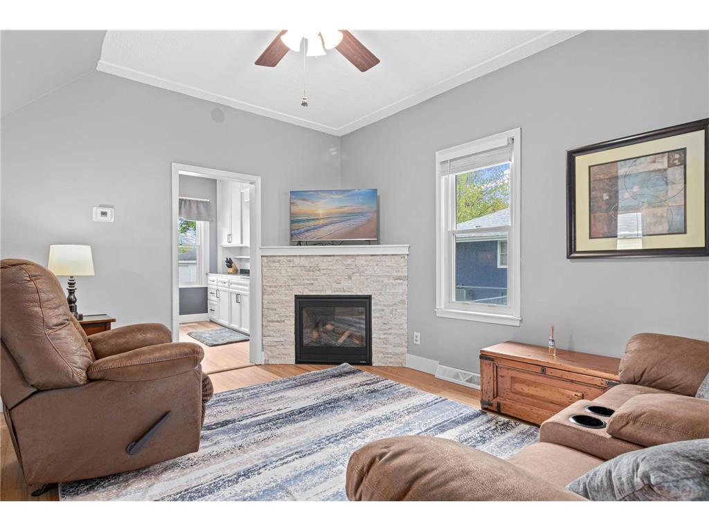 417 10th Avenue S South Saint Paul MN 55075 7058222 image4