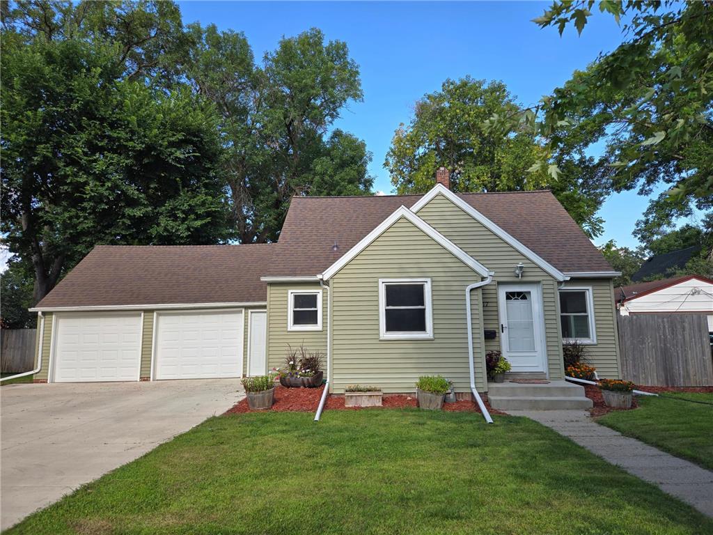 417 3rd Street SE Willmar MN 56201 6591368 image1