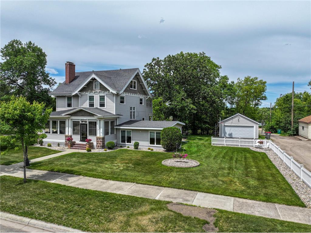 417 6th Avenue W Alexandria MN 56308 7055234 image1