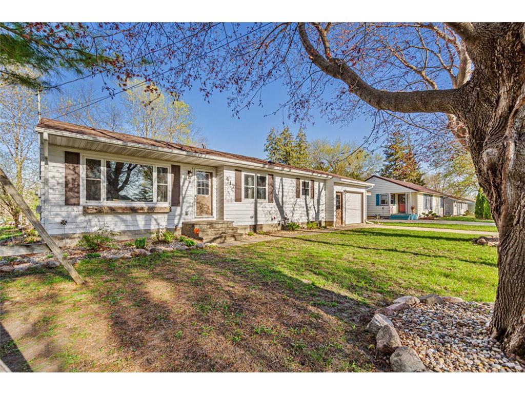 417 Ash Avenue S New Richland MN 56072 6715768 image1