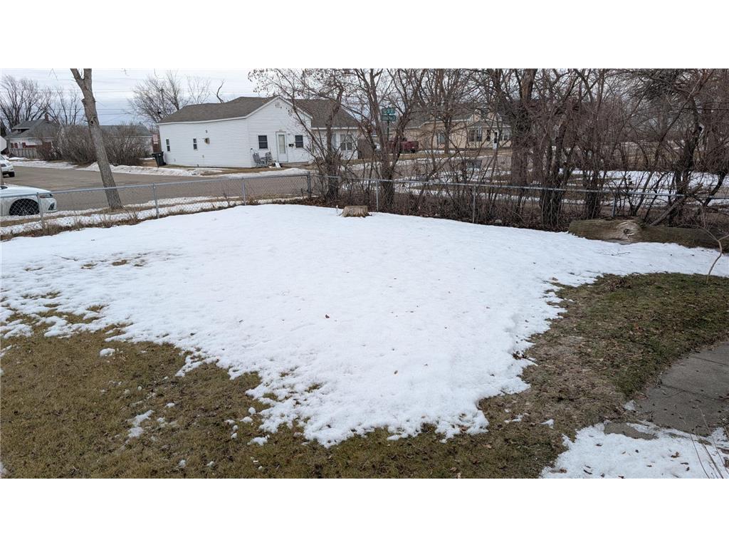 417 Central Avenue SE Bemidji MN 56601 7034893 image26