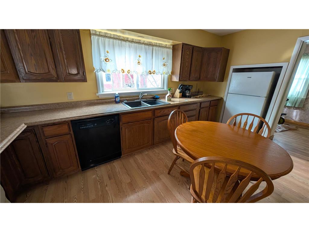 417 Central Avenue SE Bemidji MN 56601 7034893 image5