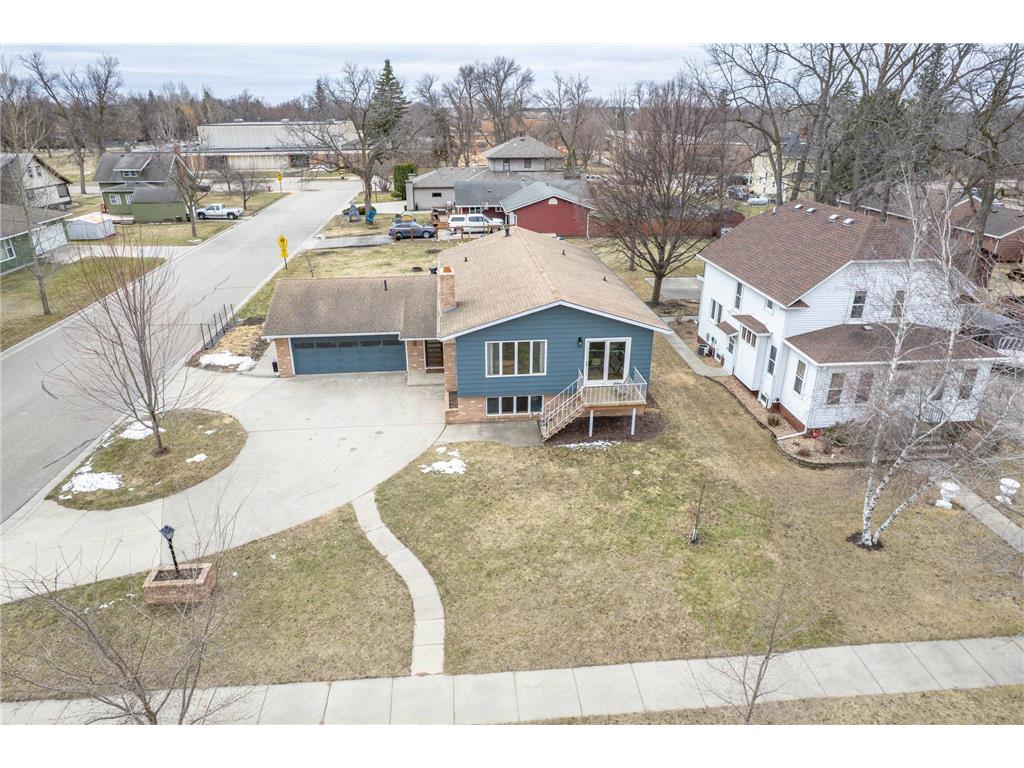 417 E Division Street Elbow Lake MN 56531 7049056 image2