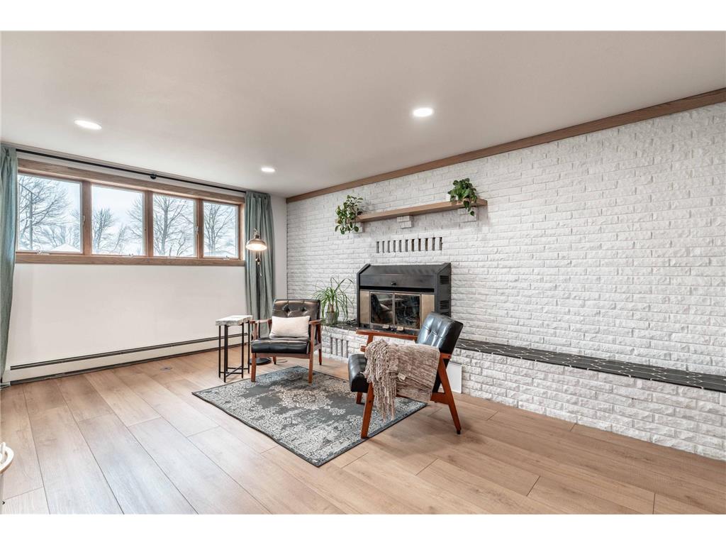 417 E Division Street Elbow Lake MN 56531 7049056 image22
