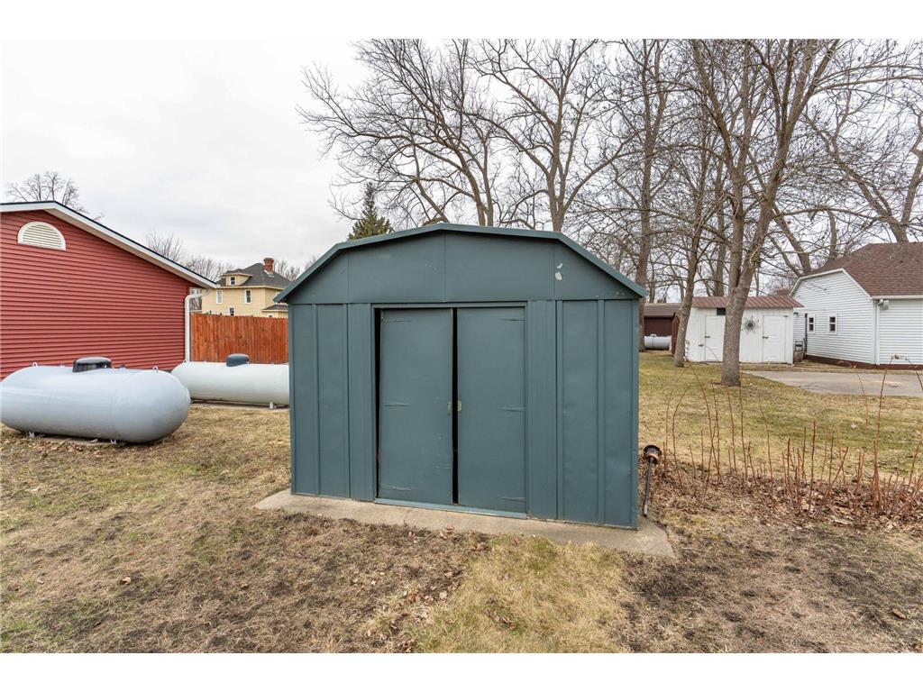 417 E Division Street Elbow Lake MN 56531 7049056 image39